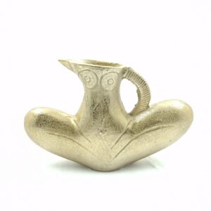 Metal flower vase 4