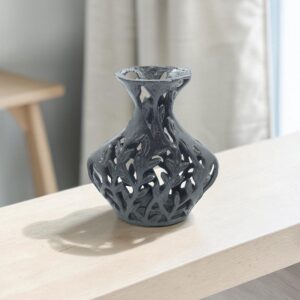 metal flower vase 06 lifestyle