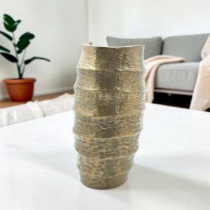 metal vase 15 lifestyle