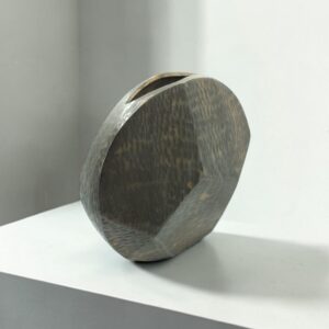 metal vase 34 lifestyle
