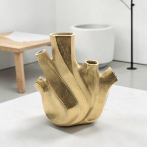 metal vase 38 front