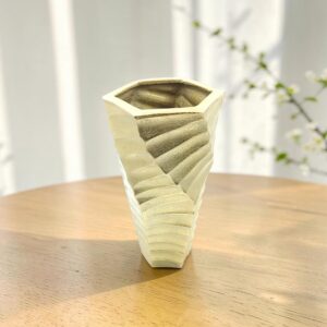 metal vase 43 lifestyle pentagon