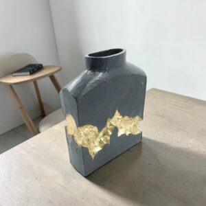 metal vase 61 lifestyle