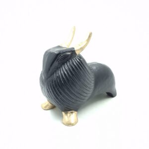 metal figurines 01 bull black
