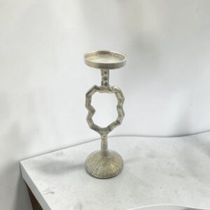 meal candleholder 14 wavy top lifestyle