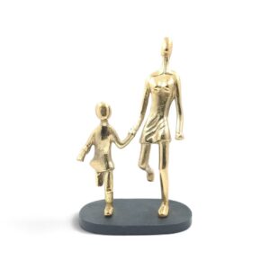 metal figurine 08 mother son