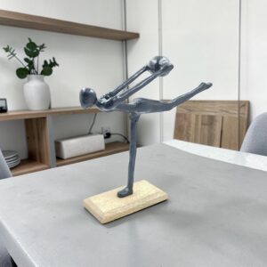 metal figurine 09 yoga lifestyle