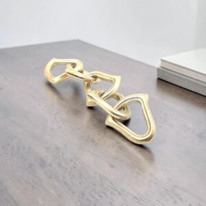 metal figurine 18 chain golden
