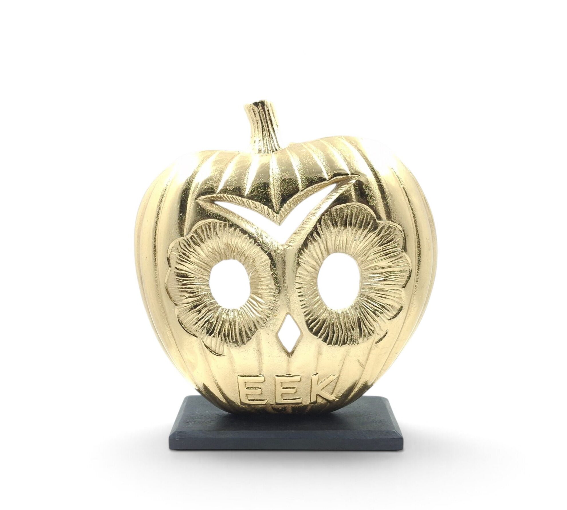 metal figurine 21 apple