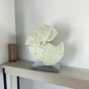 metal figurine 31 blade lifestyle