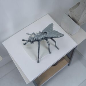 metal figurine 38 fly top lifestyle