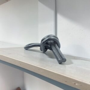 metal figurine 50 loop lifestyle