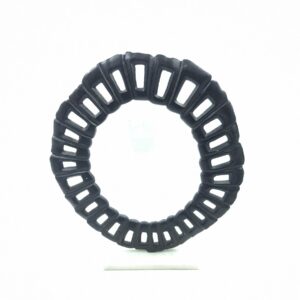 metal figurine 64 loop black