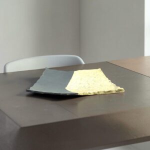 metal tray 15 black and golden lifestyle