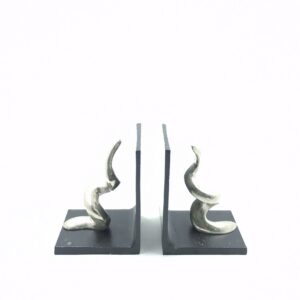 metal bookend 02 horns