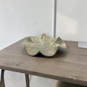 metal tray 30 wavy lifestyle