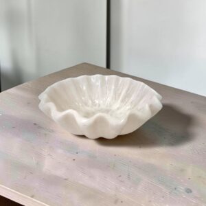 resin bowl 01 white lifestyle