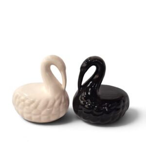 ceramic figurines 03 swan