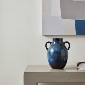 ceramic vase 05 blue lifestyle