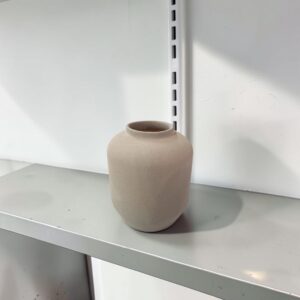 ceramic vase 16 cylindrical lifestyle