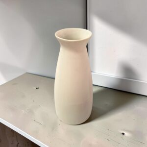 ceramic vase 21 white